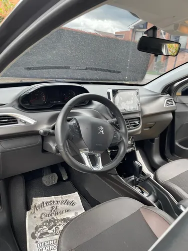 Peugeot 2008 1.6 Active