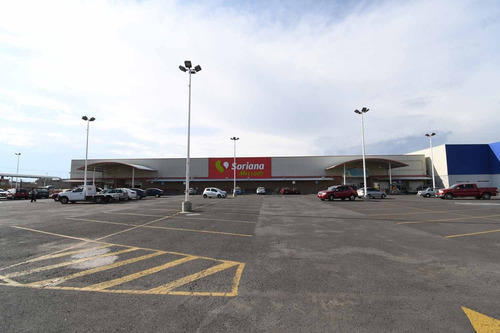 Imagen 2 de 5 de Se Rentan Locales En Centro Comercial Paseo Chalco