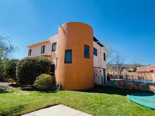 Casa Con Alberca En Venta En Tequisquiapan