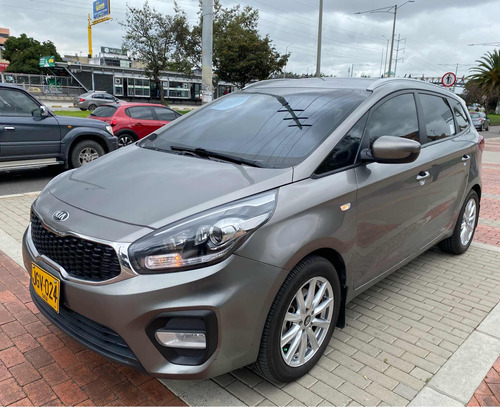 Kia Carens 2.0 Suv Ex