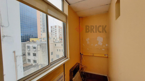 Oficina 10 Ambientes (dividida En 2 C/entr Indep) En Mitre Al 600 - 250 M2 - Centro