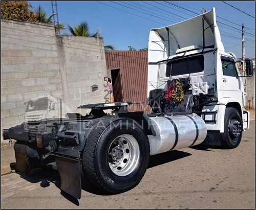 Imagem 10 de 15 de Caminhão Volkswagen 18-310 4x2t