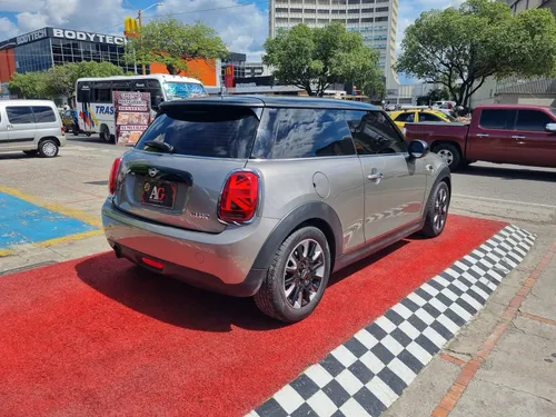 Mini Cooper 1.5 Turbo At
