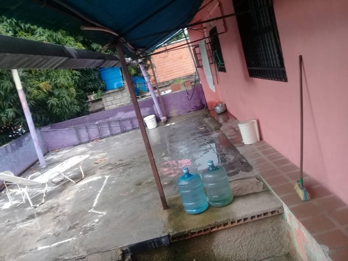 Imagen 10 de 10 de Vendo Bonita Y Comoda Casa En Res. Palo Negro. 04243252273