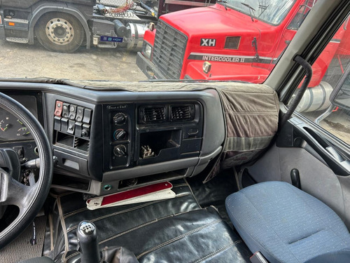 Volvo Vm 260 8x2 2008 Com Carroceria - Tvg Caminhões