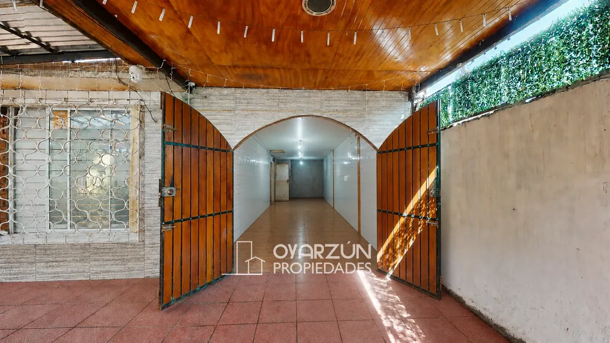 Imagen 2 de 25 de Casa Con Local Comercial En Avenida De Alto Flujo
