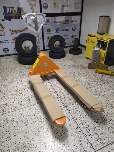Transpaleta Nueva 3000 Kilos