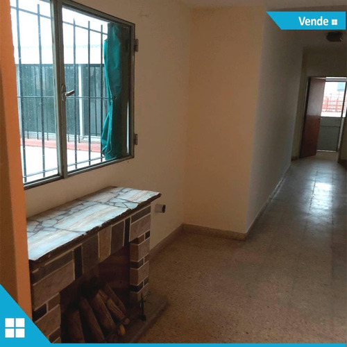 Departamento En Venta En Centro De Junín