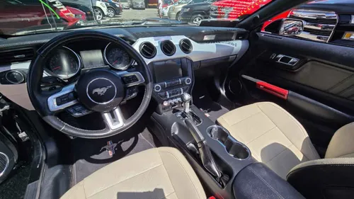 Ford Mustang 2p Coupé EcoBoost L4/2.3/T Aut
