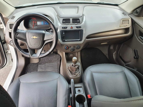 Imagem 8 de 10 de Chevrolet Cobalt 2015 1.4 Ls 4p