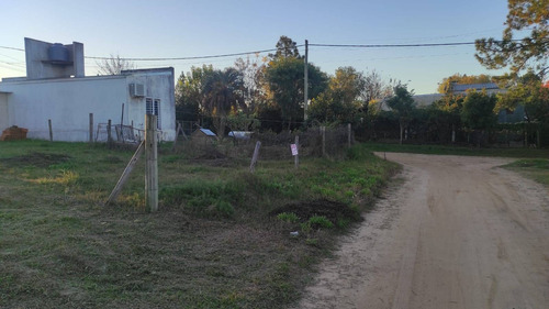 Venta Casa 2 Dormitorios Concordia Barrio Golf