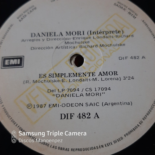 Simple Daniela Mori Emi C21