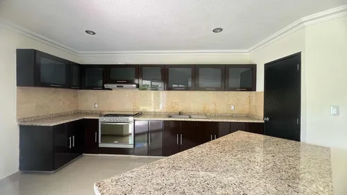 Oportunidad.. Se Vende Casa En Lomas De Cocoyoc