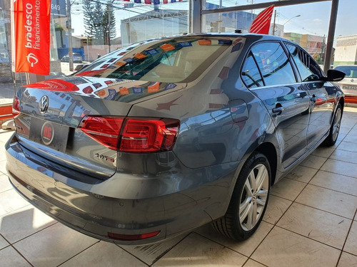 Volkswagen Jetta 2.0 Tsi Highline 211cv Gasolina 4p