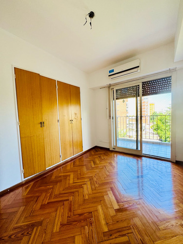 Departamento En Venta ,cochera Y Baulera En Belgrano R. Oportunidad