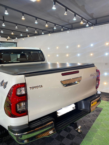 Toyota Hilux 2.8 Tdi Srx Cab. Dupla 4x4 Aut. 4p