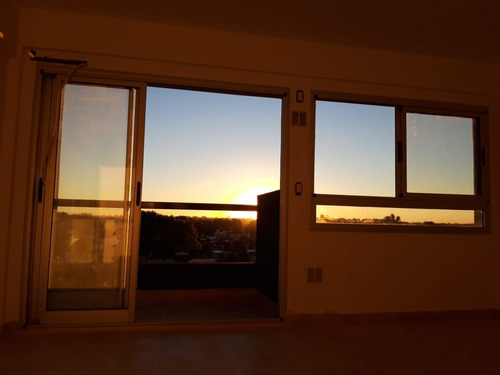 Imagen 17 de 17 de Venta Departamento Moron - Sin Comision - Entrega Inmediata