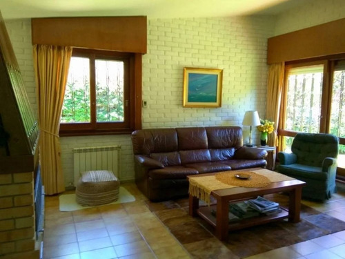 Casa Perfecta En Un Vecindario De Primera