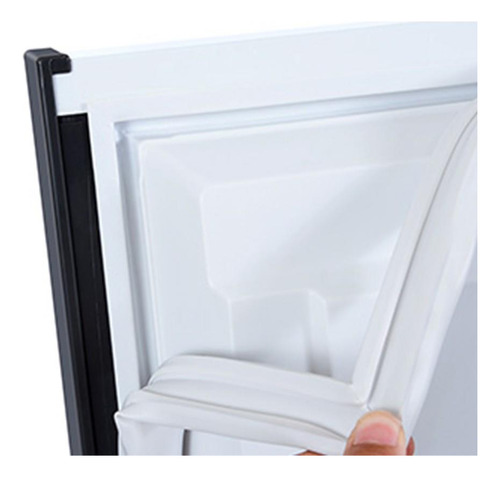 Conservadora 105 Lts Color Negro Norkalt