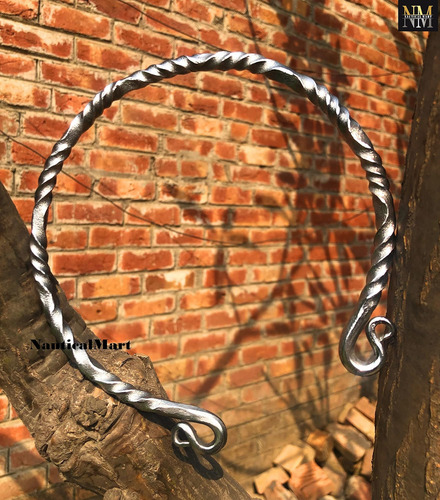 Nauticalmart Collar De Hierro Medieval Torque Celta Torc A Y