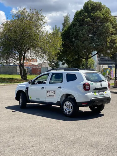 Renault Duster Zen 4x2 2025