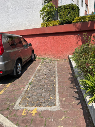 Departamento En Venta Olivar De Los Padres Una Recamara Con Estacionamiento Y Cuarto De Servicio En Azotea