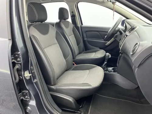 Renault Logan 1.6 Privilege / Intens