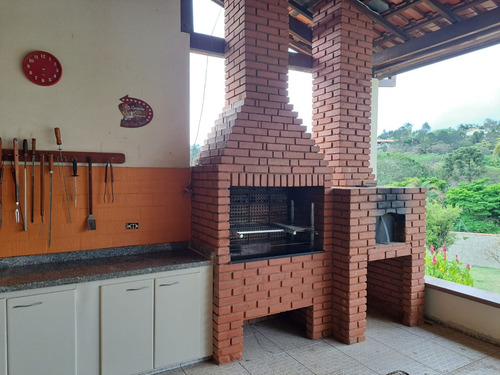 Linda Chácara Ao Lado Do Clube Do Porta Do Sol, Casa Toda Avarandada Com Muito Lazer