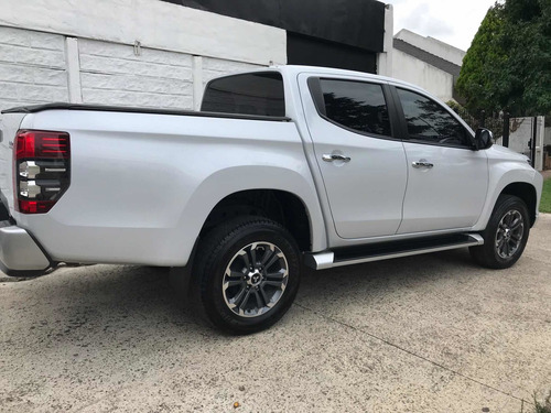 Mitsubishi L200 2.4 Di-d High Power 181cv Cuero 2019