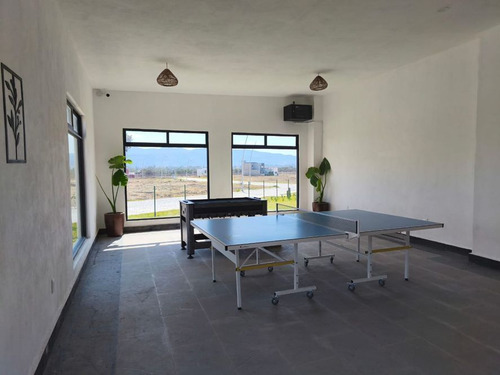 Terreno En Venta En San Miguel De Allende Fraccionamiento Con Casa Club