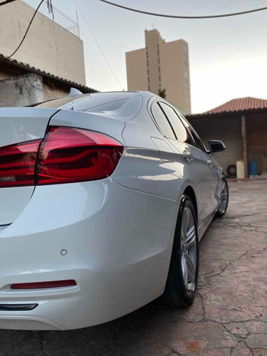 Bmw Serie 3 2017 2.0 Sport Active Flex Aut. 4p