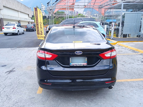 Imagen 7 de 18 de Ford Fusion