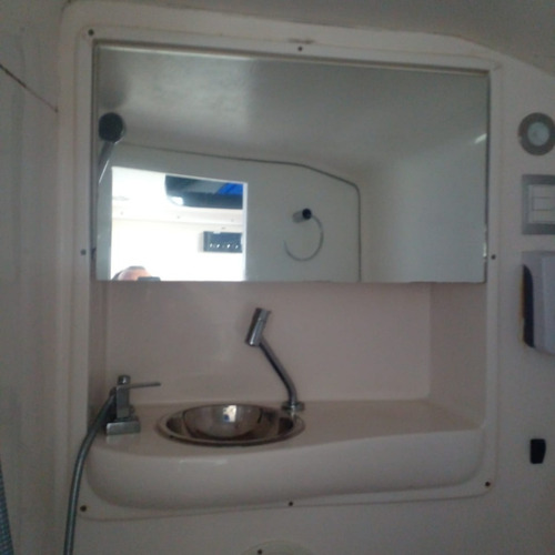 Imagem 5 de 16 de Cigarette 360 - 2014 - 2x Volvo D3 220 Hp - Ñ Excalibur