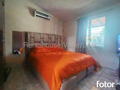 Jean Pavon Tiene Bella Casa En Venta En Villas De Yara Barquisimeto Lara 5 0