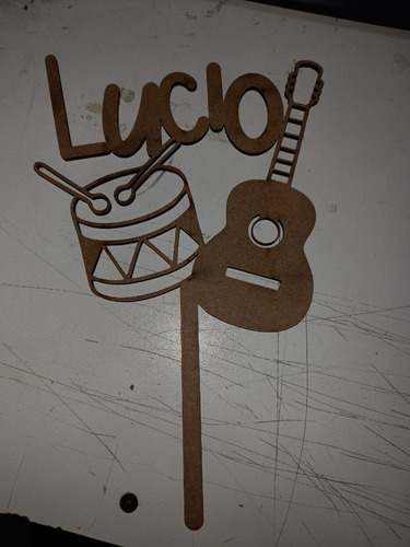Imagen 2 de 3 de Topper Para Torta 15cm Del Diseño, Compleaños.