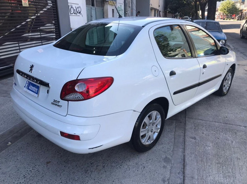 Peugeot 207 Compact Activ Aa+dir 1.4