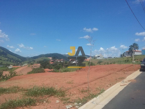 Terreno Em Muito Bem Localizado Em Monte Alegre Do Sul - Te3347