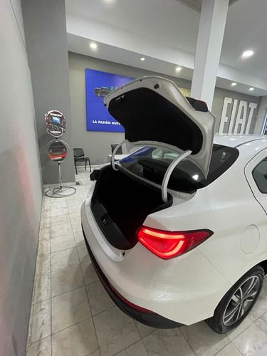 Fiat Cronos 1.3 Drive Mt