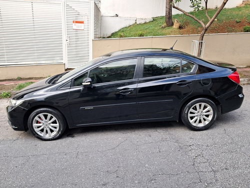Honda Civic 1.8 Lxl Flex 4p