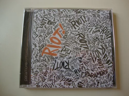 Cd - Paramore - Riot! - Importado, Lacrado