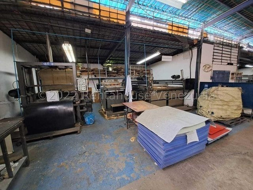 Imagen 10 de 13 de Edificio Comercial En Alquiler#23-14967# Veronica Martinez Rent-a-house