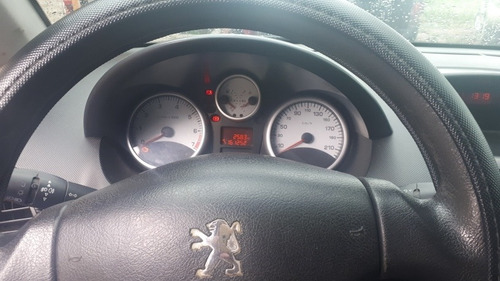 Imagem 6 de 6 de Peugeot 207 Passion 2010 1.4 Xr Sport Flex 4p