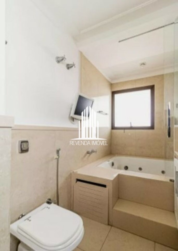 Imagem 7 de 14 de Apartamento À Venda Com 226m², 4 Quartos E 3 Vagas - Br23349