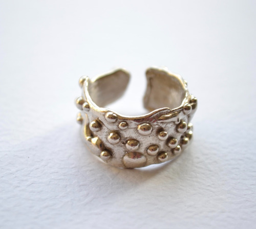 Imagen 2 de 7 de Anillo Arena, Texturas Modeladas A Mano, Macizo De Alpaca