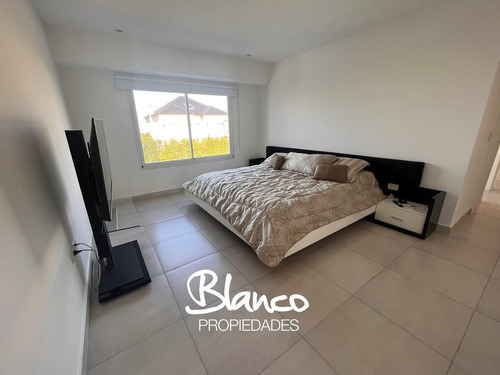Casa En Venta En Los Lagos, Nordelta, Tigre