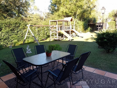Casa En Venta En Barrio Robles Del Monarca - Pilar