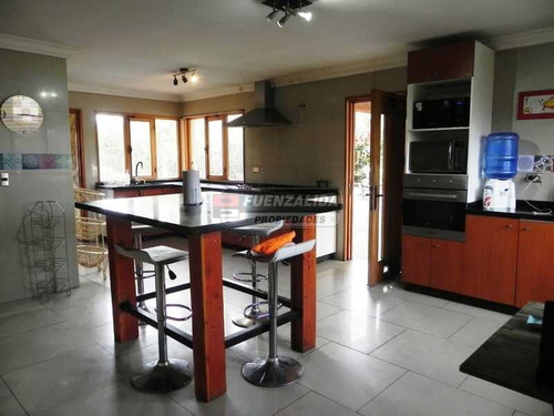Imagen 8 de 16 de Casa En Venta De 5 Dormitorios En Colina