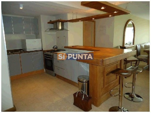 Imagen 6 de 10 de Apartamento En Playa Mansa
