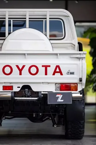 Toyota Lc79 2.8 L At 2024