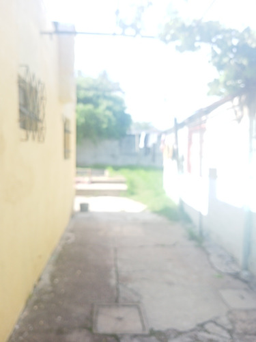 Casa 2 Dorm.living C/ Est,cochera, Piscina, Galpón, Parrilla
